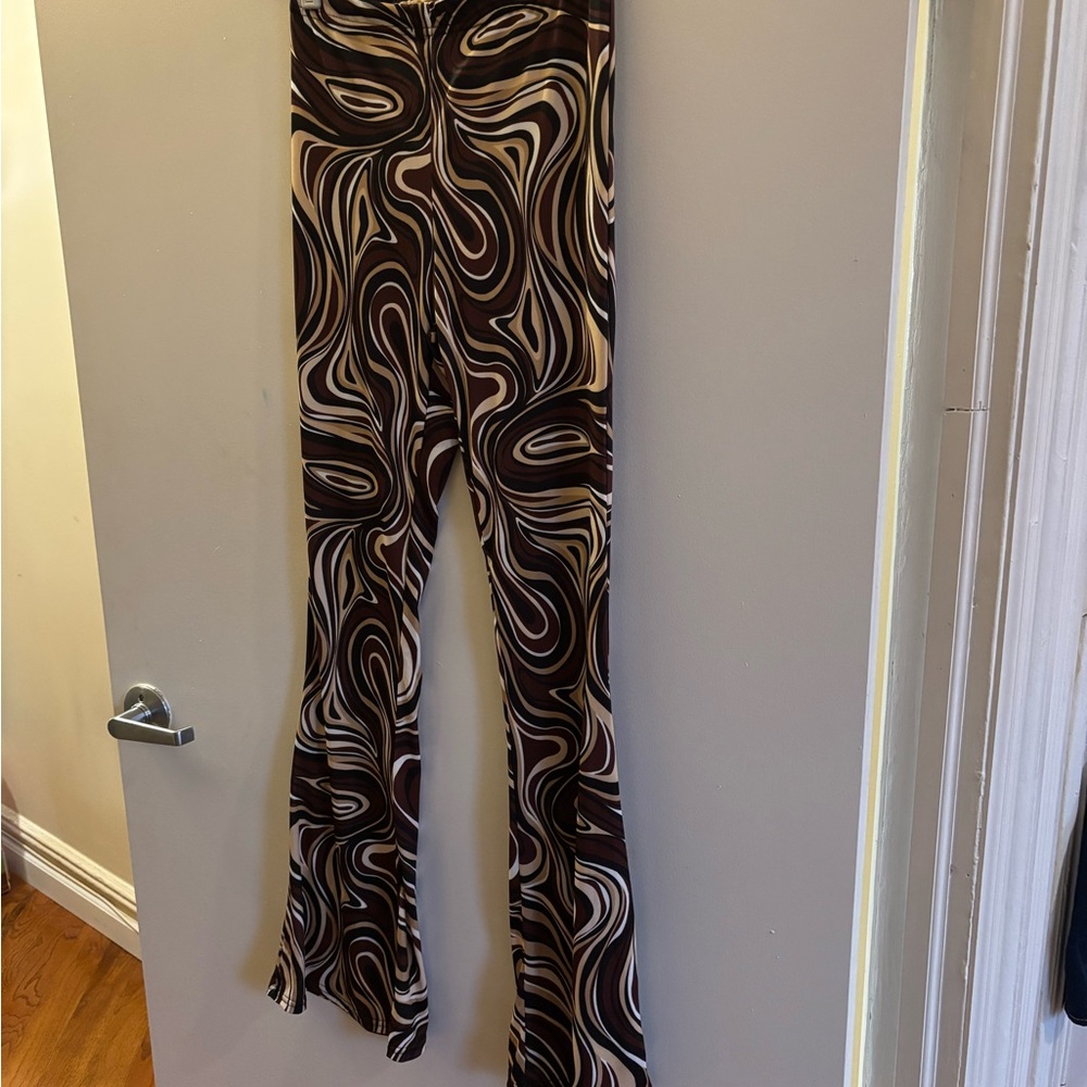 Swirl Pattern Wide-Leg Pants - Picture 2 of 6